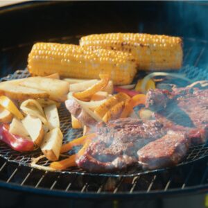 Oscarware® 13-inch Round Disposable Grill Topper_1 (6) Oscarware® 13-inch Round Disposable Grill Topper_1 (6)