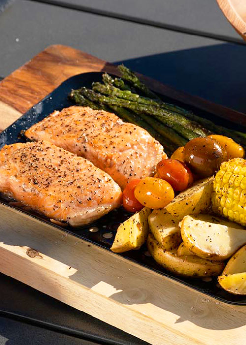 Home 7 Oscarware grilling Salmon and Vegetables